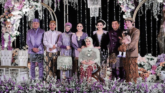 Aurel Hermansyah 7 Bulanan