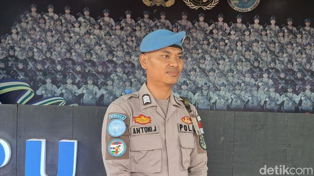 Bripka Antoni Jaya, personel FPU 4 Indonesia di misi perdamaian PBB di Bangui, Afrika Tengah