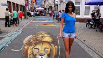 Nikolaj Arndt membuat lukisan ini di jalanan Jerman. Foto: mymodernmet  