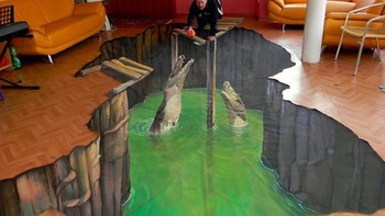 Nikolaj terus berlatih dan bereksperimen, menciptakan lukisan 3D dimana saja. Foto: mymodernmet