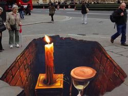 Aneka Gambar 3D di Jalanan, Bikin Mata Terkecoh