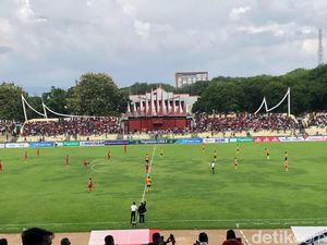 Semen Padang FC Taklukkan PSDS Deli Serdang 2-0 Dalam Laga Perdana Liga 2