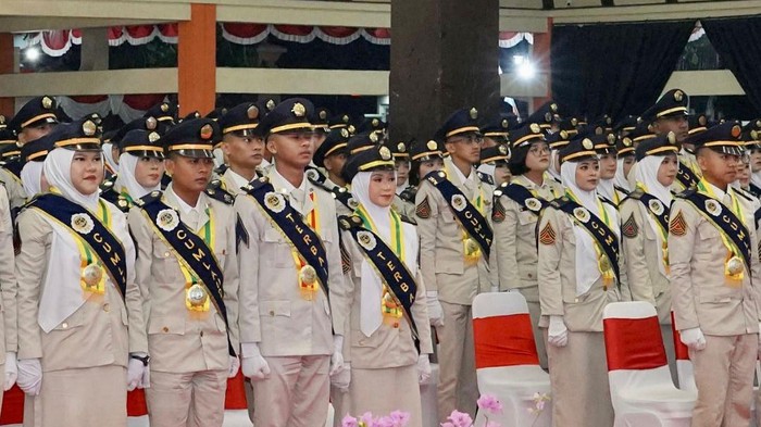 Menteri ATR/BPN Hadi Tjahjanto menghadiri wisuda Program Diploma IV Pertanahan serta Program Diploma I Pengukuran dan Pemetaan Kadastral STPN, Jumat (8/9/2023). Menteri ATR/BPN Hadi Tjahjanto menghadiri wisuda Program Diploma IV Pertanahan serta Program Diploma I Pengukuran dan Pemetaan Kadastral STPN, Jumat (8/9/2023).