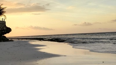 Potret Keindahan Pantai Kawona di Sumba Barat Daya