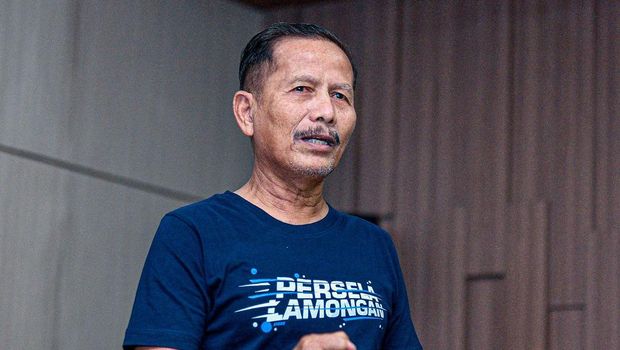 Pelatih Persela Djadjang Nurdjaman