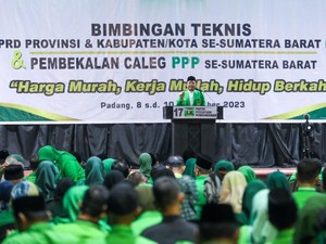 Mardiono Buka Bimtek & Pembekalan Caleg PPP di Sumbar, Ini Pesannya