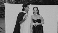 Irfan Bachdim, kata Jennifer, kini lebih banyak menghabiskan waktu bersama keempat anak mereka. (Foto: Instagram: @jenniferbachdim)