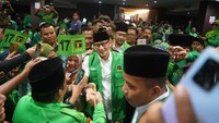 Alasannya karena informasi maupun perkembangan terkait Capres-Cawapres 2024 dari koalisi PPP-PDI Perjuangan akan disampaikan langsung oleh pimpinan partai koalisi. 