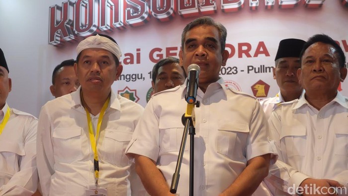 Sekjen Partai Gerindra Ahmad Muzani saat menghadiri kondisilidasi caleg Gerindra se-Jawa Barat di Hotel Pullman, Kota Bandung, Minggu (10/9/2023).