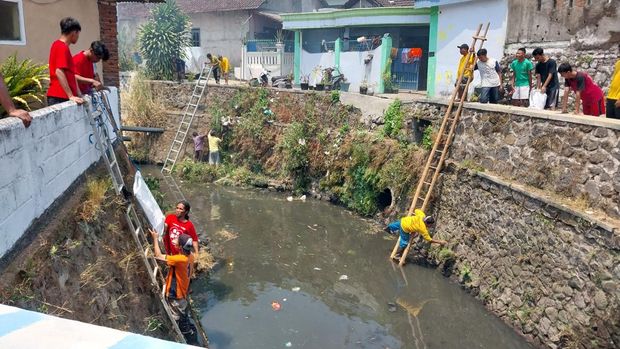 Before After Sungai Bunulrejo Kota Malang Dari Penuh Sampah Jadi Bersih