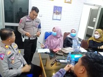 Emak-emak Bongkar Barier-Kawal Fortuner Putar Balik di Tol, Begini Endingnya