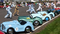 Salah satu yang menarik dari acara ini adalah Settrington Cup, perlombaan yang menampilkan anak-anak berusia empat hingga 10 tahun berkompetisi di mobil pedal Austin J40.