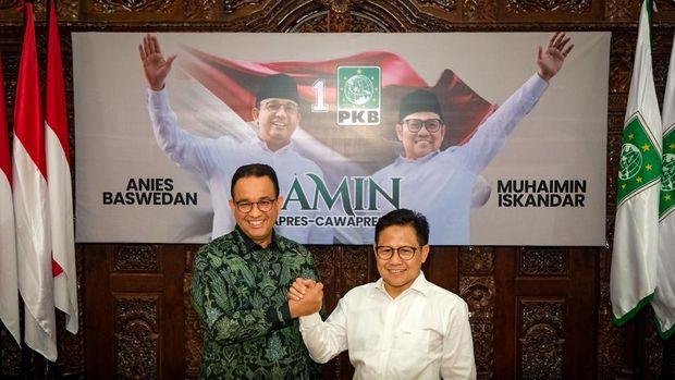 Bacapres Anies Baswedan tiba ke kantor DPP PKB, Jakarta. Ia disambut Ketum PKB yang juga bacawapres, Muhaimin Iskandar (Cak Imin), Senin (11/9/2023). (detikcom Andika Prasetia)