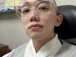 8 Potret Pria Dijuluki Biksu Tertampan di Korea, Kuilnya Diserbu Penggemar