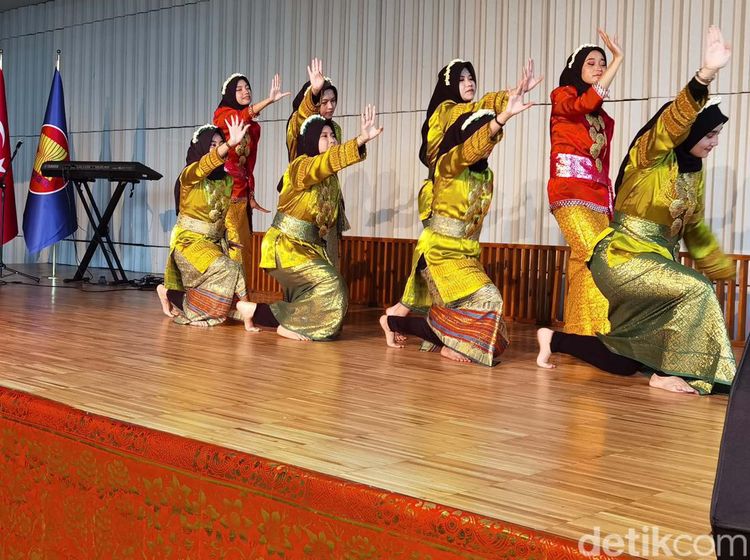 Festival Pasar Senggol Turkiye 2023 Sedot Perhatian Warga
