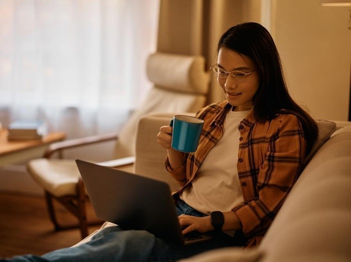 Ilustrasi kegiatan di rumah