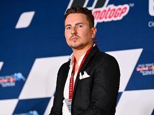 Komentari Kepindahan Adik Rossi ke Honda, Lorenzo: Dia Membuat Kesalahan