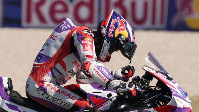 Spains Jorge Martin on his Ducati celebrates after winning the MotoGP race of the San Marino and Riviera di Rimini Motorcycle Grand Prix at the Misano circuit in Misano Adriatico, Italy, Sunday, Sept. 10, 2023. (AP Photo/Antonio Calanni)