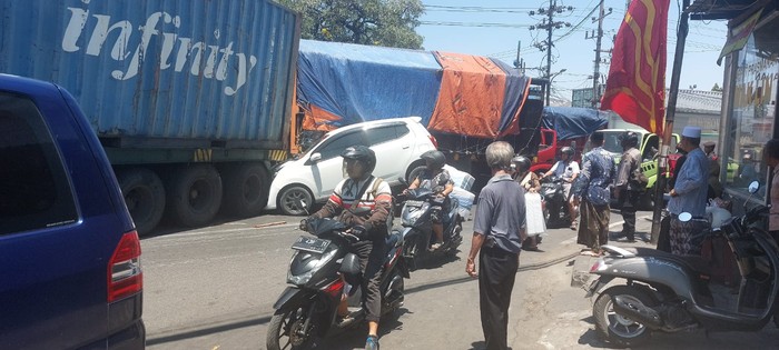 kecelakaan di surabaya