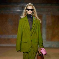 Fashion show koleksi Coach untuk musim semi 2024 di New York Public Library, New York, [8/9/2023]. Foto: Dok. Coach.