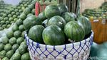 Suasana Los Buah di Pasar Induk Kramat Jati yang Menyegarkan