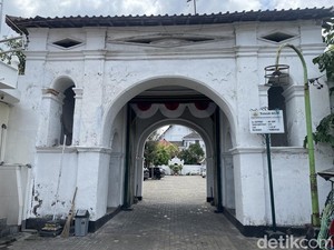 Cerita Dalem Yudhanegaran Jogja: Belimbing Wuluh, Kereta Paulina, Gusti Yudha