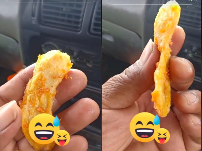 Pisang goreng ukuran kecil dan tipis.