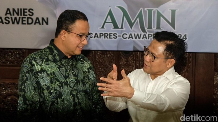 Bacapres Anies Baswedan tiba ke kantor DPP PKB, Jakarta. Ia disambut Ketum PKB yang juga bacawapres, Muhaimin Iskandar (Cak Imin), Senin (11/9/2023).