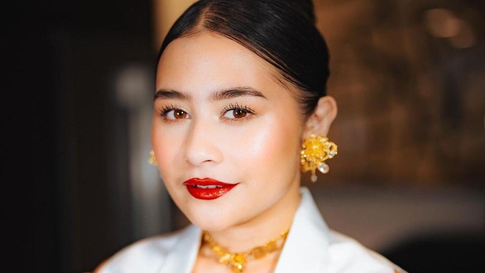 prilly latuconsina