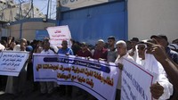 Kebuntuan ini telah menyebabkan ribuan keluarga berada dalam ketidakpastian. Sebagian besar dari mereka telah menunggu selama hampir satu dekade, setelah kehilangan rumah mereka selama perang 50 hari antara Israel dan Hamas pada 2014. (AP Photo/Adel Hana)  