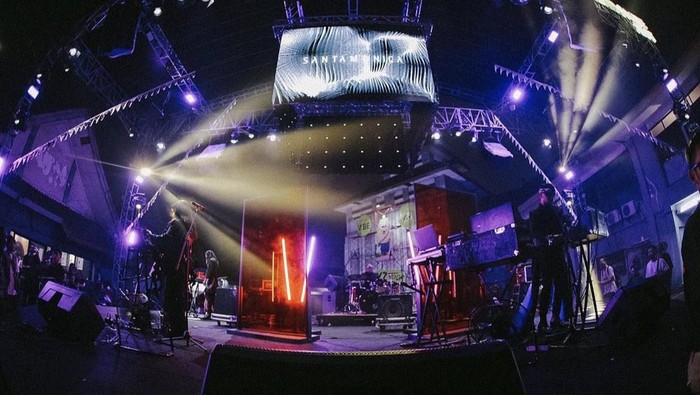 Santamonica manggung lagi, pertama kali di Synchronize Fest 2023.