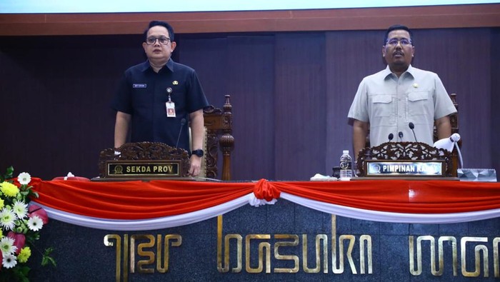 Sekdaprov Jatim Adhy Karyono