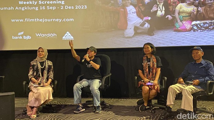 Talkshow bersama narasumber Gala Premiere The Journey: Angklung Goes to Europe di Cinepolis Istana Plaza, Bandung, Minggu (10/9/2023)