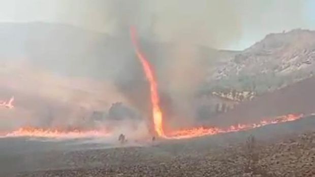 Tornado api Bromo