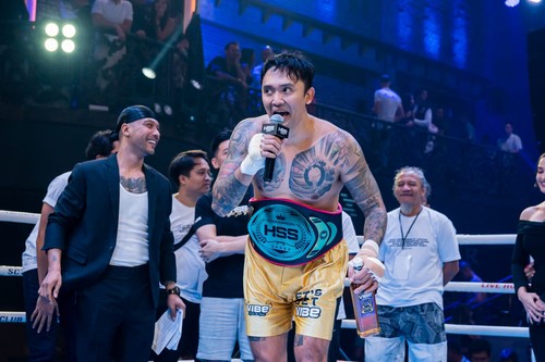 Uus berhasil menangkan adu tinju lawan Jerinx di ajang HSS 3 Bali, Senin (11/9/2023) dini hari. (Dok HSS 3 Bali)