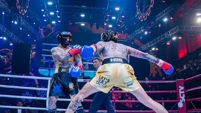 Momen Alotnya Adu Tinju Uus Vs Jerinx di Bali