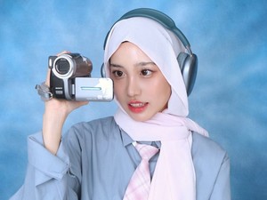Viral Hijabers Sabrina Azhar Main Drama Korea Jadi Korban Bully, Ini Sosoknya