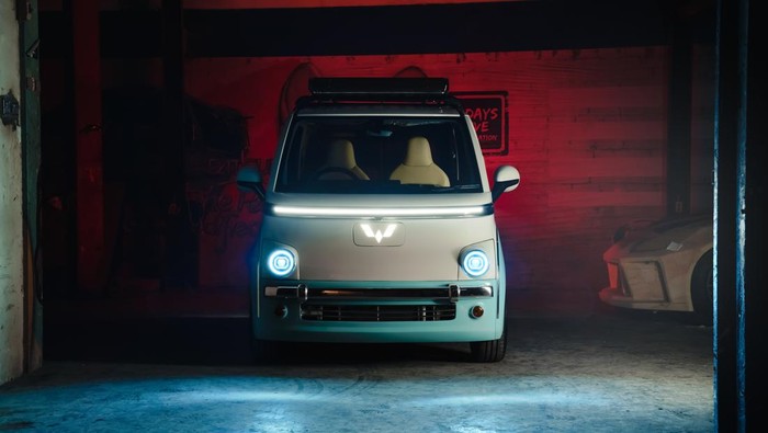 Wuling Air ev Retro Futuristic