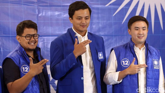 Partai Amanat Nasional menyambut baik 3 politisi muda yang secara resmi bergabung ke PAN. Acara penyambutan 3 politisi tersebut dilakukan di Rumah PAN, Jakarta.