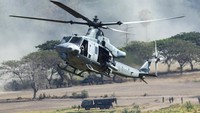 Helikopter Marinir AS ikut serta dalam latihan militer multinasional Super Garuda Shield. Adapun negara-negara yang ikut dalam Latma antara lain, Indonesia, Amerika Serikat (AS), Australia, Jepang, Singapura, Inggris. Sementara personel militer pengamat berasal dari Inggris, Singapura, Japan, Australia, Selandia Baru, Kanada, Papua Nugini, Brunei Darussalam, Perancis, Jerman, Filipina, Korea Selatan, dan Timor Leste. AP/Tatan Syuflana
