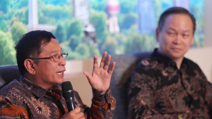UOB menyampaikan hasil kajian Business Outlook Study yang merupakan inisiatif UOB untuk memperkuat dukungannya terhadap Kementerian Investasi/BKPM mengingat posisi Indonesia sebagai Ketua ASEAN 2023 ini, dapat mendorong ASEAN sebagai pusat pertumbuhan ekonomi.