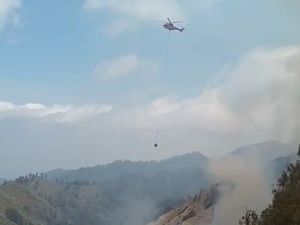 Masuk Musim Hujan, 4 Heli Water Bombing Ditarik dari Riau
