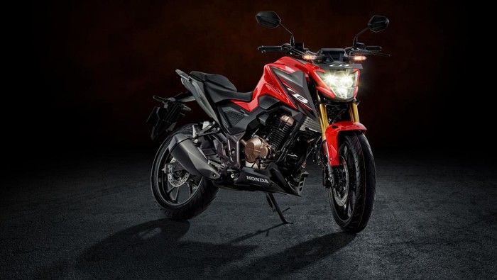 Honda CB300F 2023