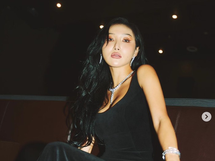 Hwasa MAMAMOO
