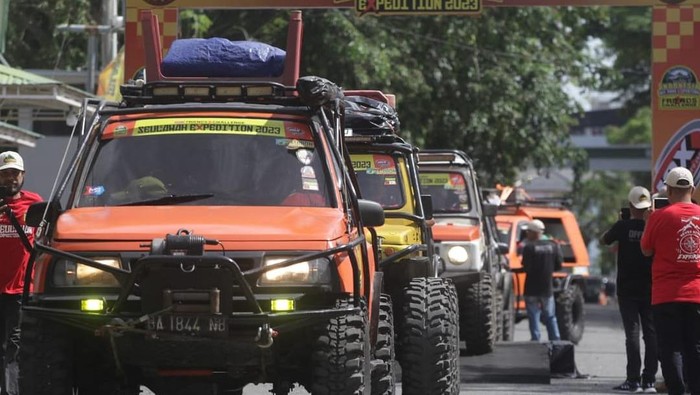 Indonesia Offroad Exhibition (IOX) 2023 Seulawah 5 baru saja selesai. Medan berat membuat hanya setengah dari total 63 peserta yang berhasil finis.