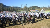 Jambore kali ini mencatatkan sejarah, karena diikuti lebih dari 6.500 kader PKK se-Kabupaten Bandung. Mereka berasal dari perwakilan 270 desa, 10 kelurahan dari 31 kecamatan se-Kabupaten Bandung.