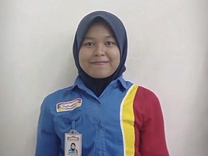 Viral Wanita Pelayan Toko Diremehkan Calon Mertua, Kini Cumlaude di PTN