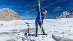Melihat Ilmuwan Mengukur Es Gunung Alpen yang Kian Mencair