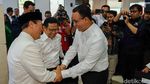 Momen Anies-Cak Imin Kompak Berkemeja Putih ke DPP PKS