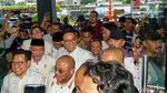 Momen Anies-Cak Imin Kompak Berkemeja Putih ke DPP PKS
